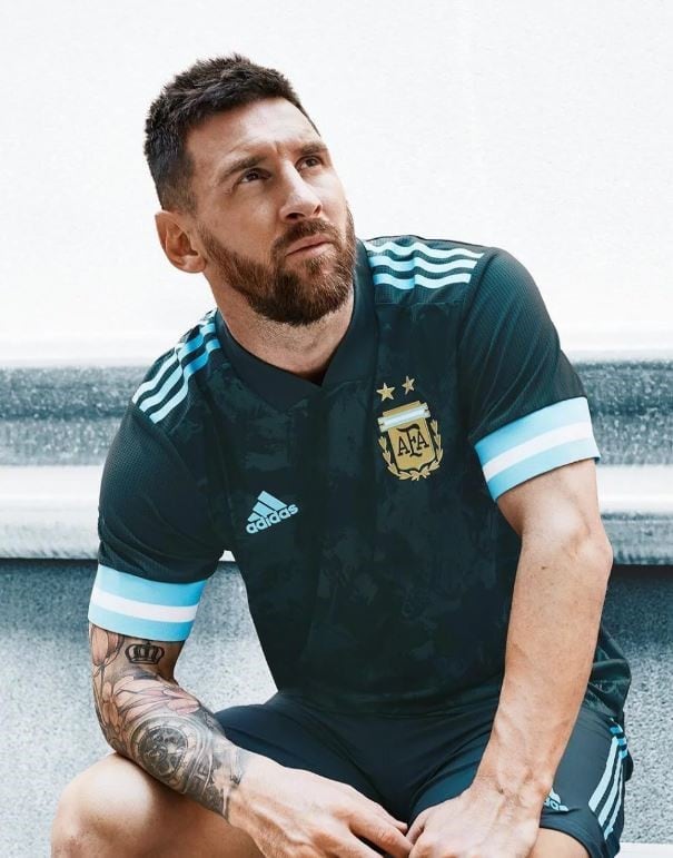 La nueva camiseta de la Selección Argentina. (ADIDAS)