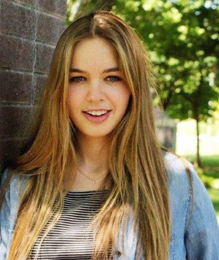 Saoirse Kennedy Hill (Web)