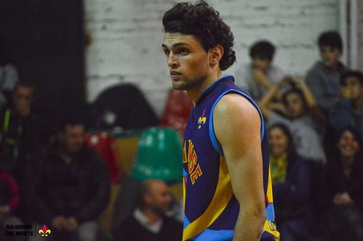 Iván Gómez Lepez, gran año en el basquet de Bahía Blanca.