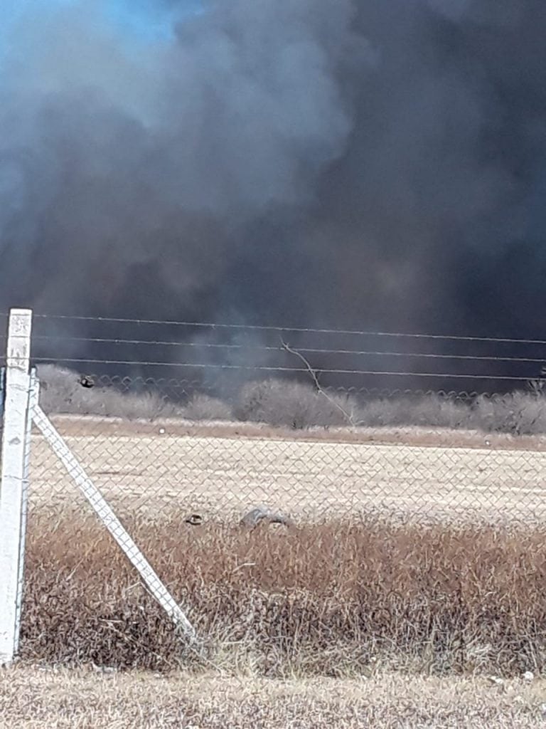 La Calera: el humo impide ver la magnitud del incendio.