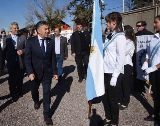 Alfredo Cornejo, participó del acto oficial por el 198º Aniversario del Fallecimiento del General Manuel Belgrano y Día de la Bandera.