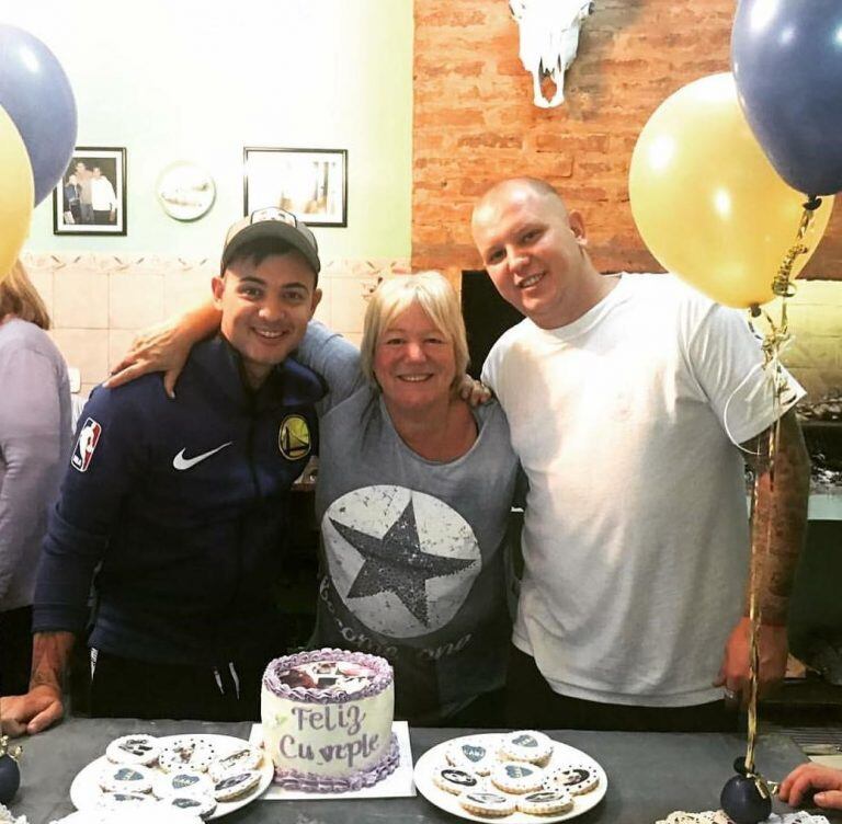 Facundo y Nahuel Ventura con su mamá (Foto: Instagram)