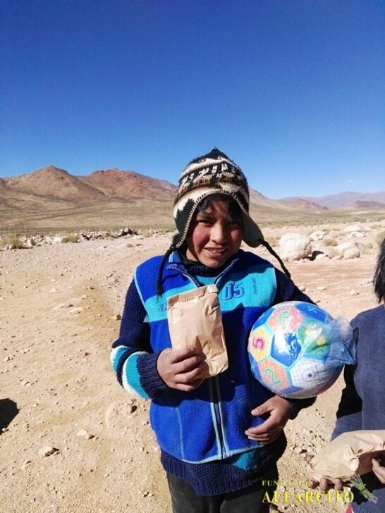 Los niños del Alfarcito recibieron juguetes para celebrar su día (Facebook Fundación Alfarcito)