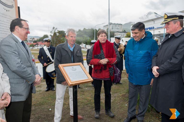 Acto de los 90 Años del primer vuelo desde Punta Arenas de Günther Plüschow.