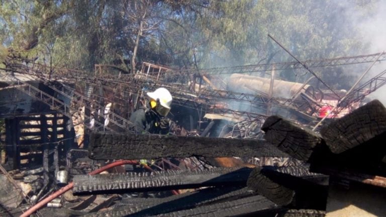 Asi quedó la casa luego de que el fuego consumió una habitacion.