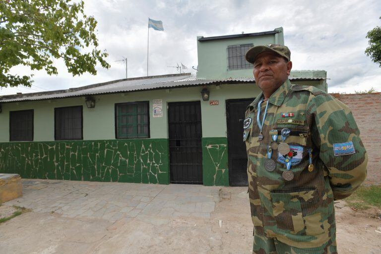 Paulino Soto, uno de los tantos héroes de Malvinas recuerda su paso por las islas.