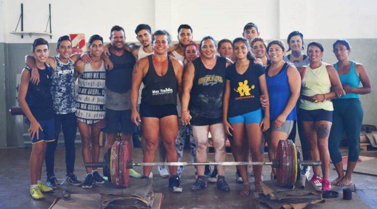 El Equipo Bertotto en un día de entrenamiento en el Club Sarmiento (Vía Santa Rosa)