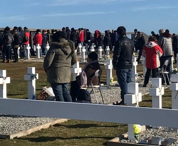 Lorna Márquez, sobrina del soldado número 100 caído en Malvinas. (Facebook)