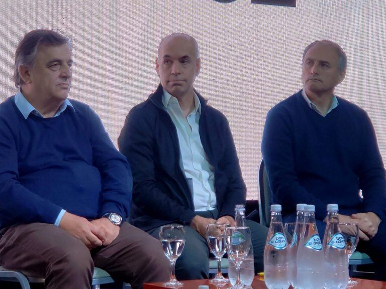 Larreta, con Negri y Baldassi (Twitter Leo Guevara de Mitre Córdoba).