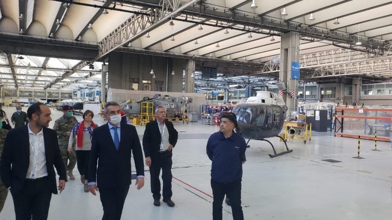 Agustín Rossi visitando las instalaciones de Fadea