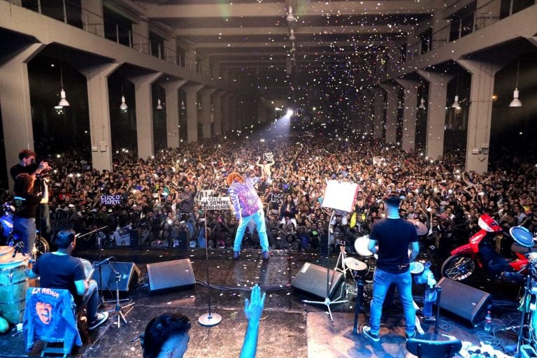 La Mona volvió a cantar, en Forja (foto, Facebook de Jiménez)