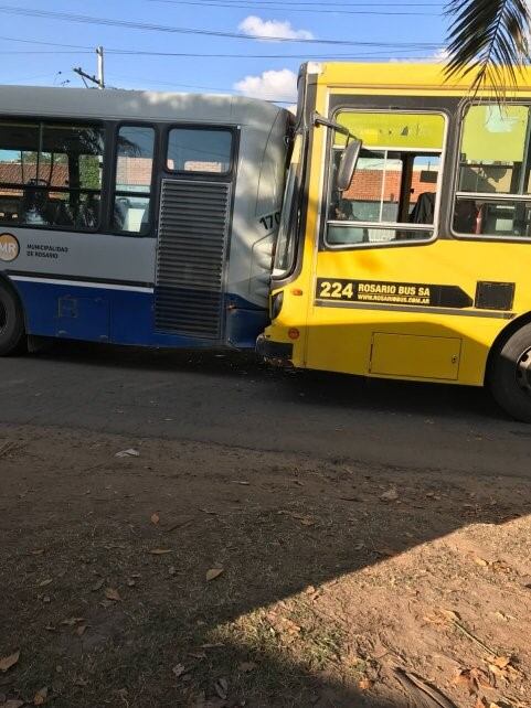 Subieron 90% los accidentes protagonizados por el transporte público rosarino