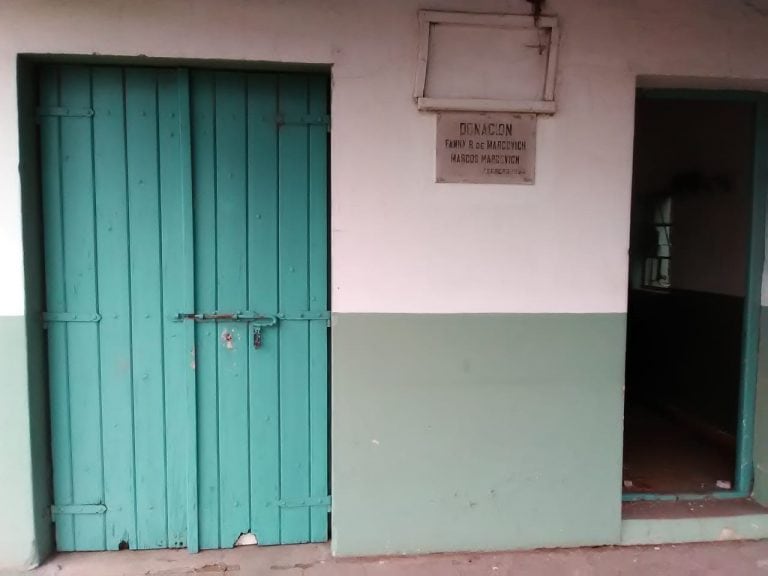 Vandalismo en el refugio de guardavidas y la sala de
primeros auxilios - 3