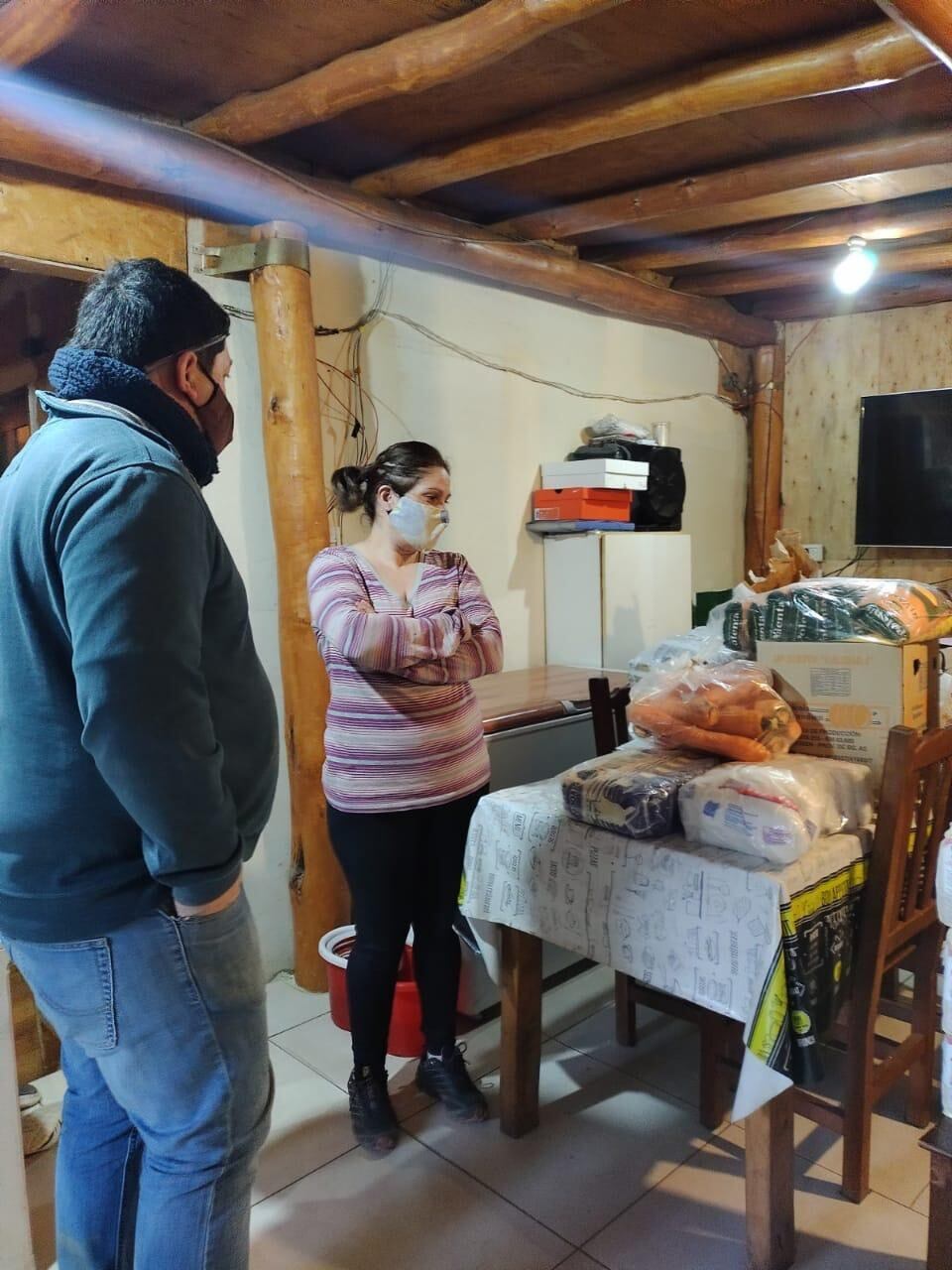 En un trabajo articulado entre el Municipio y el Consejo Social de Emergencia se entregaron insumos en comedores, copas de leche y ollas populares.