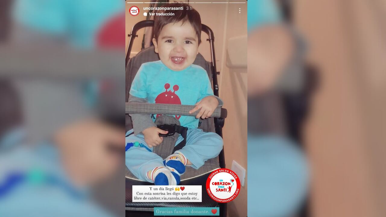 Con mucha emoción, los padres de Santi mostraron como mejora su salud con una dulce foto