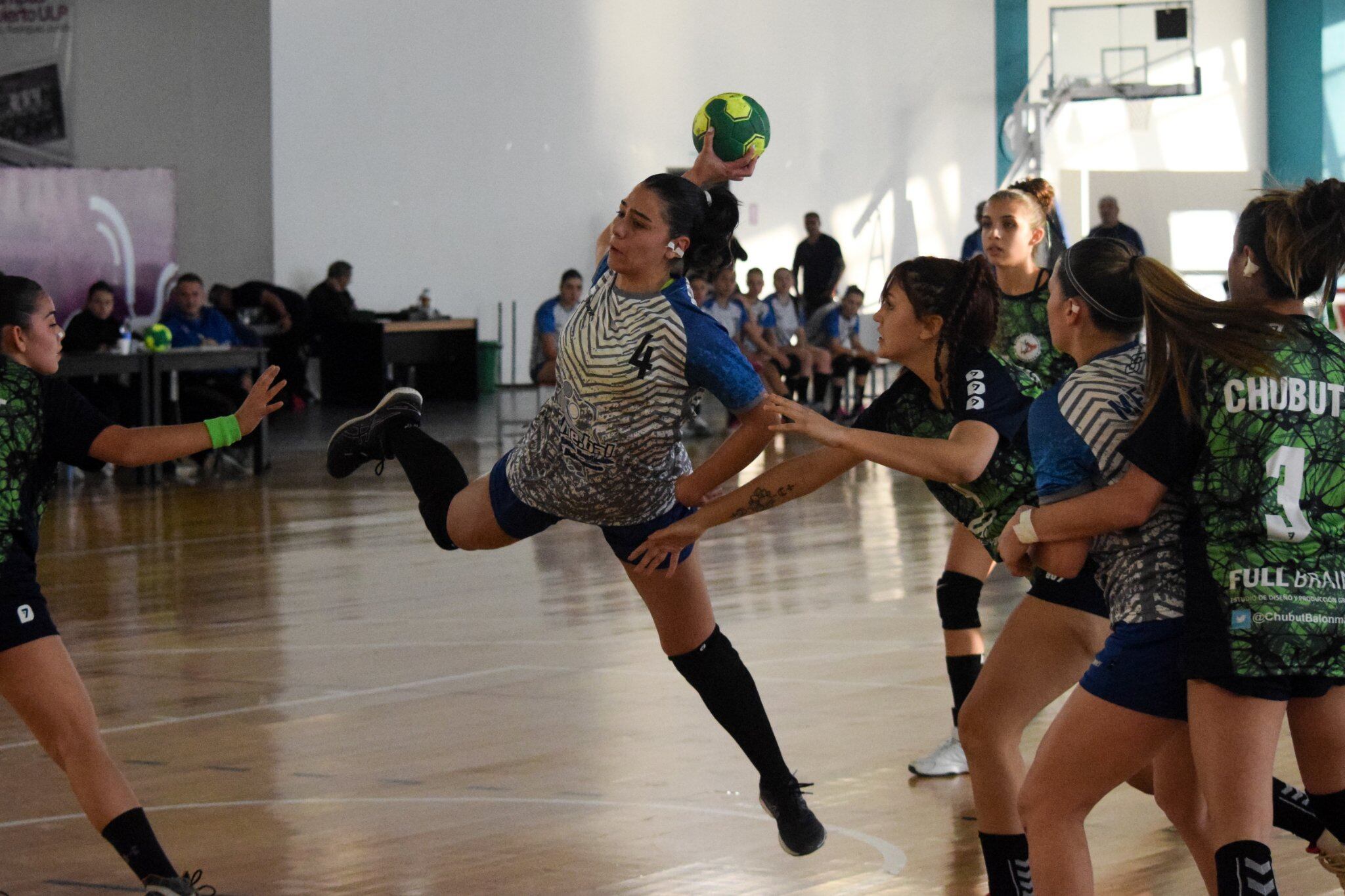 Mendoza subcampeón argentino juvenil tras vencer a Córdoba en la final por el tercer puesto.