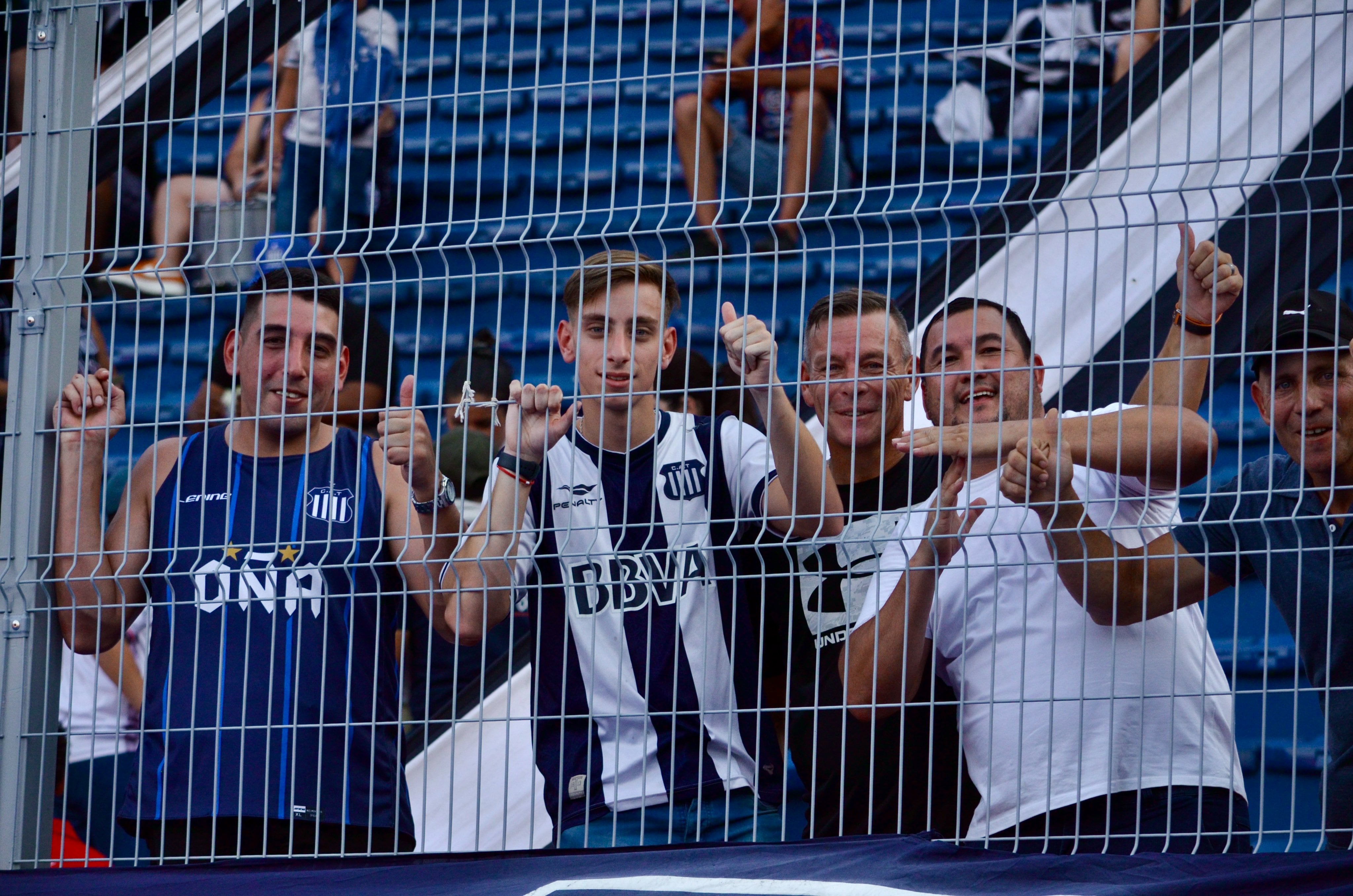 Fanáticos de Talleres en la final ante River. (Gentileza Liga Profesional y Club Talleres).