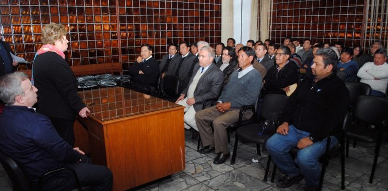 Acto encabezado por la presidente Dra. Clara de Falcone