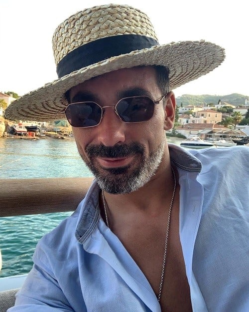 El Pocho Lavezzi y Valentina Ferrer en un yate en Grecia. (Instagram