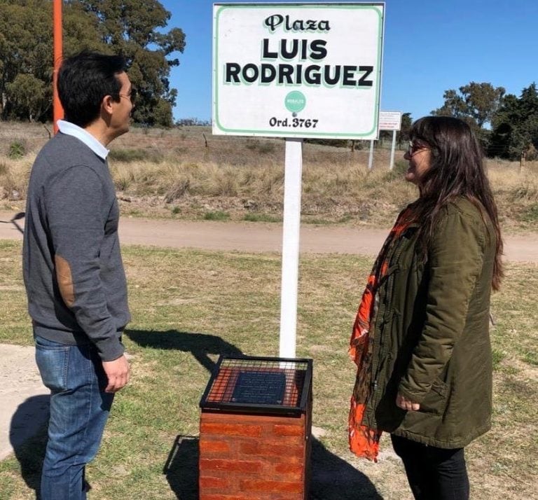 Plaza Luis Rodríguez barrio ATE V