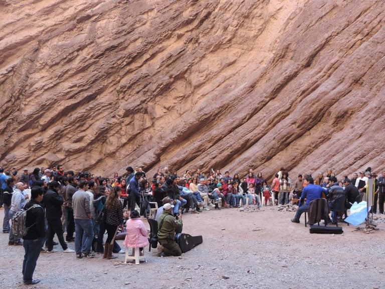 Concierto en la montaña en Cafayate (web)