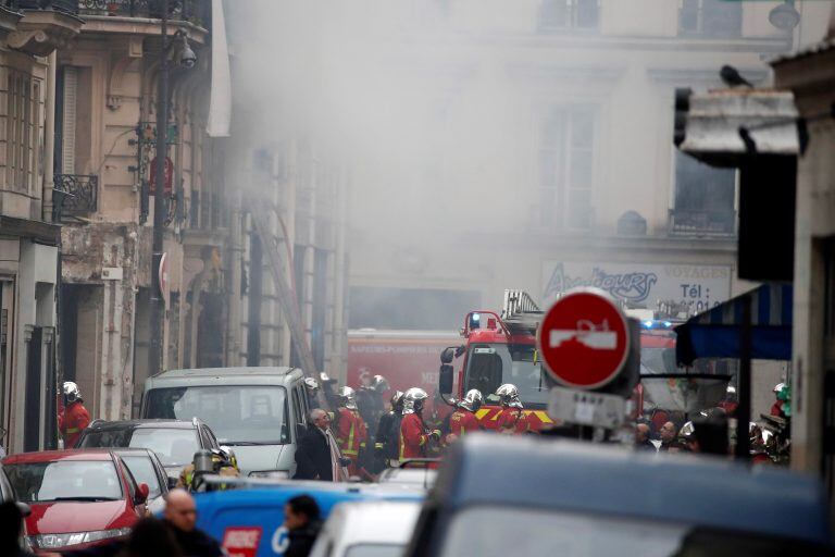 Por un escape de gas, explotó una panadería en el centro de París, Francia (EFE)