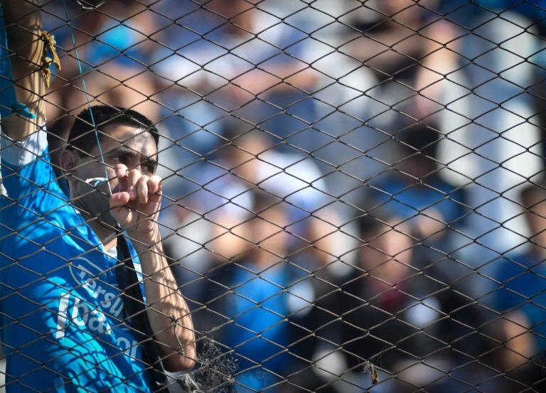 La hinchada de Belgrano en el partido contra Lanús, en Buenos Aires.