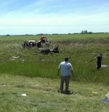 La Volkswagen Amarok se despistó junto al carro que tiraba.