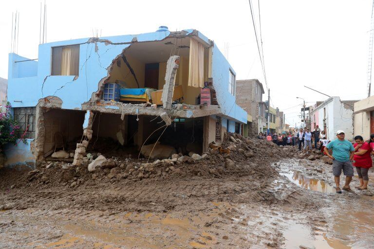 Distrito de Aplao, en la región surandina de Arequipa, tras el deslizamiento de lodo. (EFE)