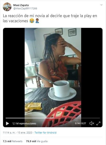 Le contó a su novia que llevó la PlayStation de vacaciones y su reacción se volvió viral (Foto: Twitter/ @MaxiZap99117266)