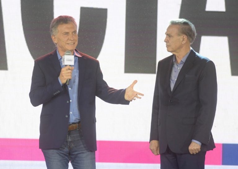 Mauricio Macri y Miguel Ángel Pichetto reconocieron la derrota. (Foto: Federico López Claro)