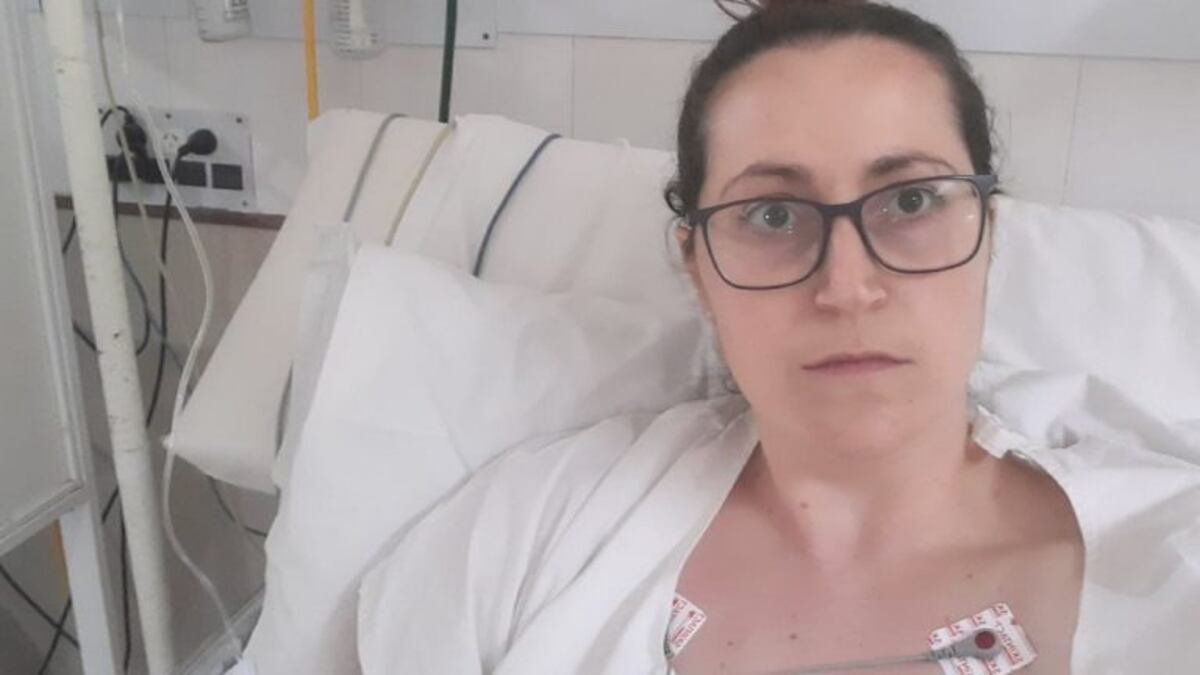 La carta de una médica reinfectada "para los que creen que este virus no existe"