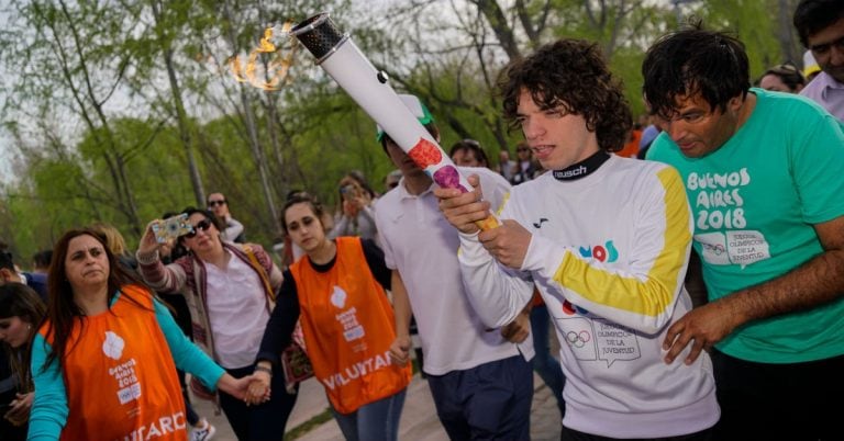 Las imágenes del paso del Tour de la Antorcha por Neuquén (Fotos: Guido Martini/Buenos Aires 2018)