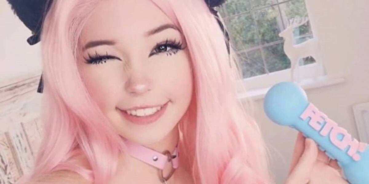 Belle Delphine, la influencer millonaria, desafió los límites con un conjunto rosa