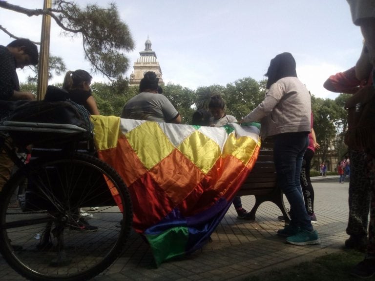 Comunidades de Rosario conmemoran el "último día de libertad" de los pueblos originarios. (Twitter)