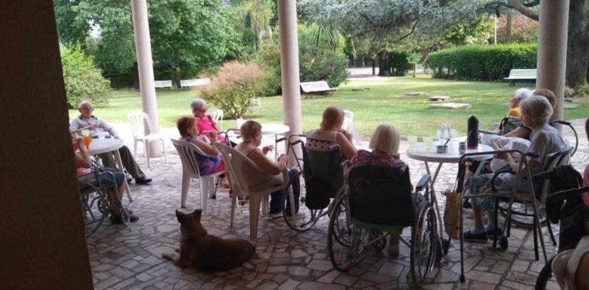 Murieron 16 residentes de un geriátrico que habían evacuado por un caso de coronavirus