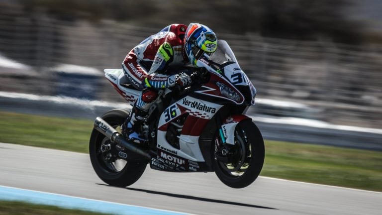 Mercado, en su Kawasaki del equipo Orelac Racing. Una actuación memorable del cordobés en el Mundial de Superbike, WSBK.