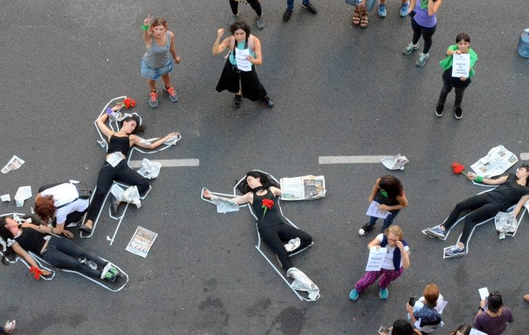 Multitudinaria marcha por el Día Internacional de la Mujer.