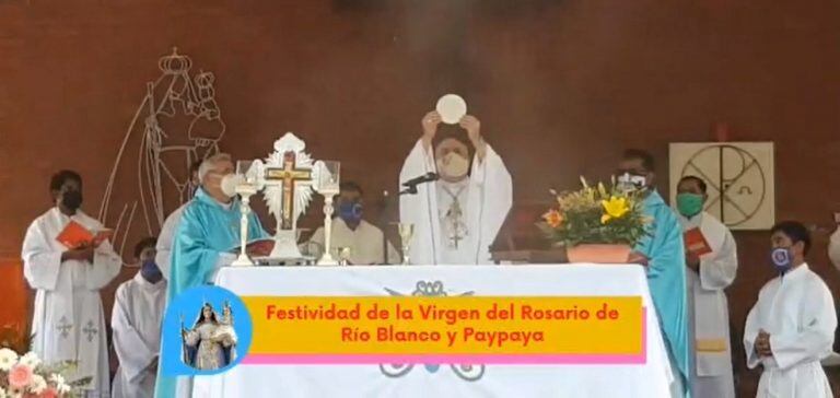 El obispo de Jujuy, monseñor César Daniel Fernández, celebró la misa matinal en Río Blanco.