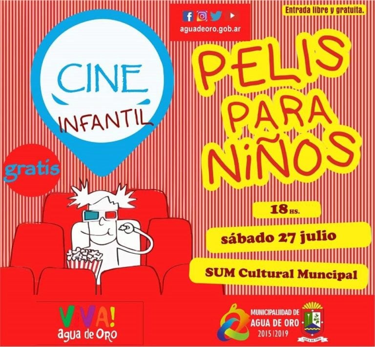 Cine infantil en Agua de Oro.