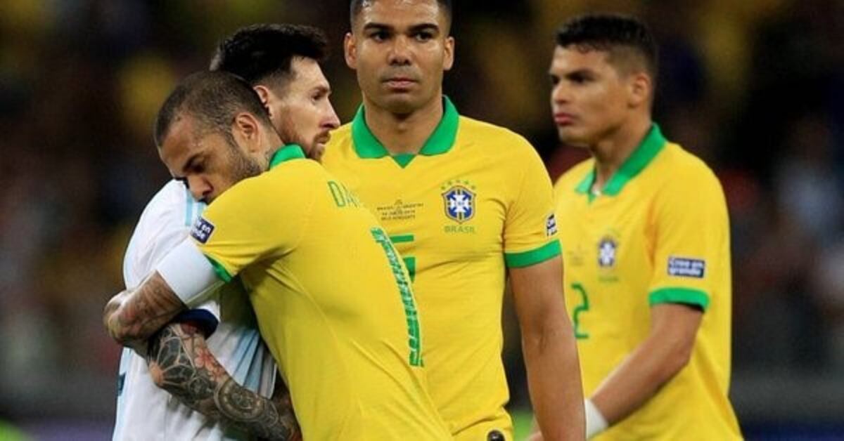 Dani Alves le dedicó un emotivo mensaje a Lionel Messi