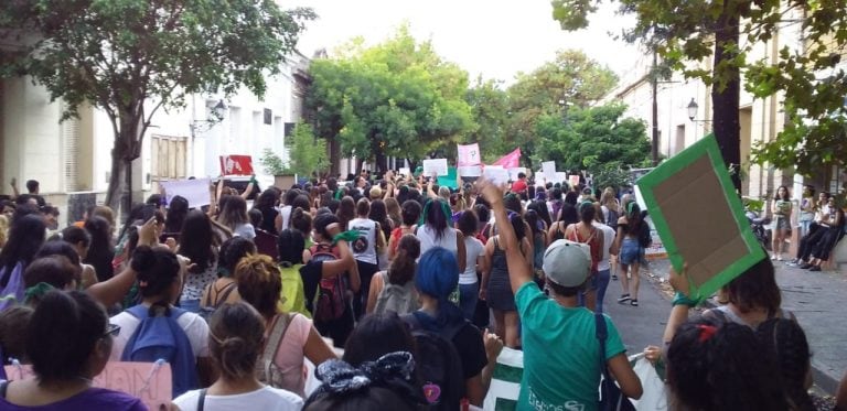 Marcha por el Día de la Mujer en Salta (Vía Salta)