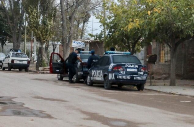 El tiroteo ocurrido en calle Chile, entre Puerto Argentino y Aguado de dicha barriada y estaban con miedo.