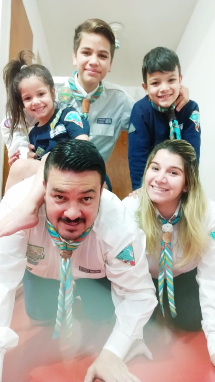 El empuje Scout y la fortificación de la familia.