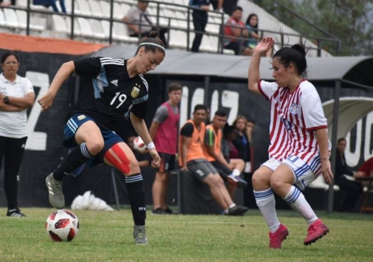 La Selección Argentina de fútbol femenino venció 2-1 a Paraguay en un amistoso en Asunción