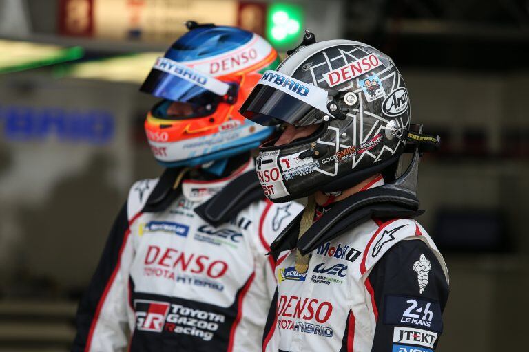 Pechito López (a la izquierda) y su compañero Kobayashi, durante la prueba de clasificación, en la que junto con Conway lograron el segundo lugar de largada.