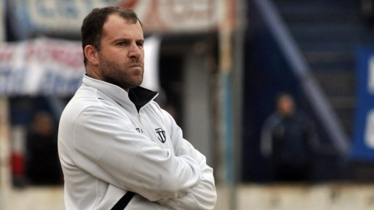 Liga del Sur: Fabián Tuya es el nuevo técnico de Tiro Federal
