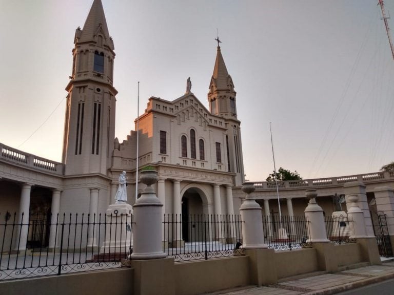 Mañana con el cielo despejado en Corrientes.