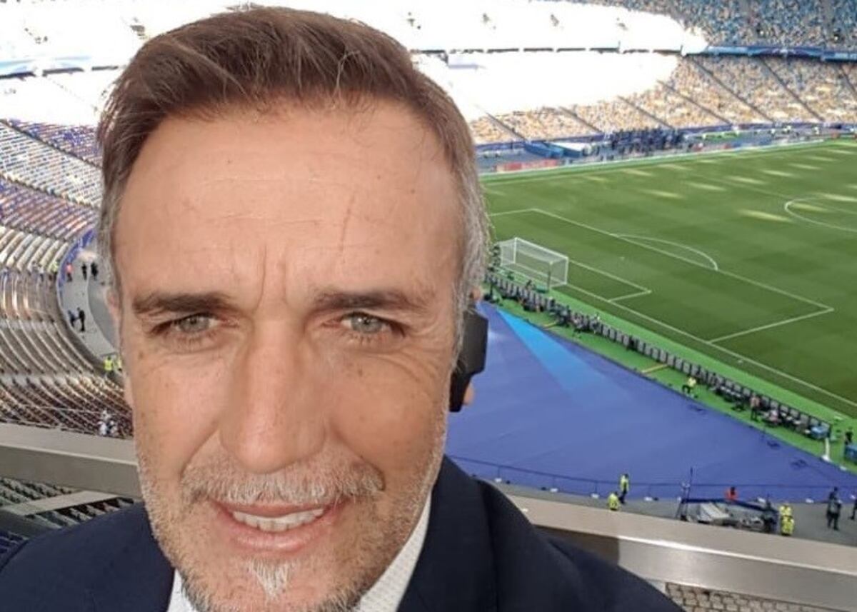 Batistuta se someterá a una cirugía especial por su dolor en los tobillos