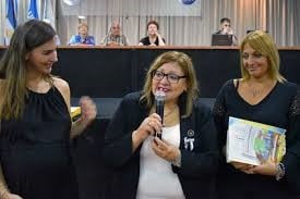 Olga Cristina Frías en la premiación de libros